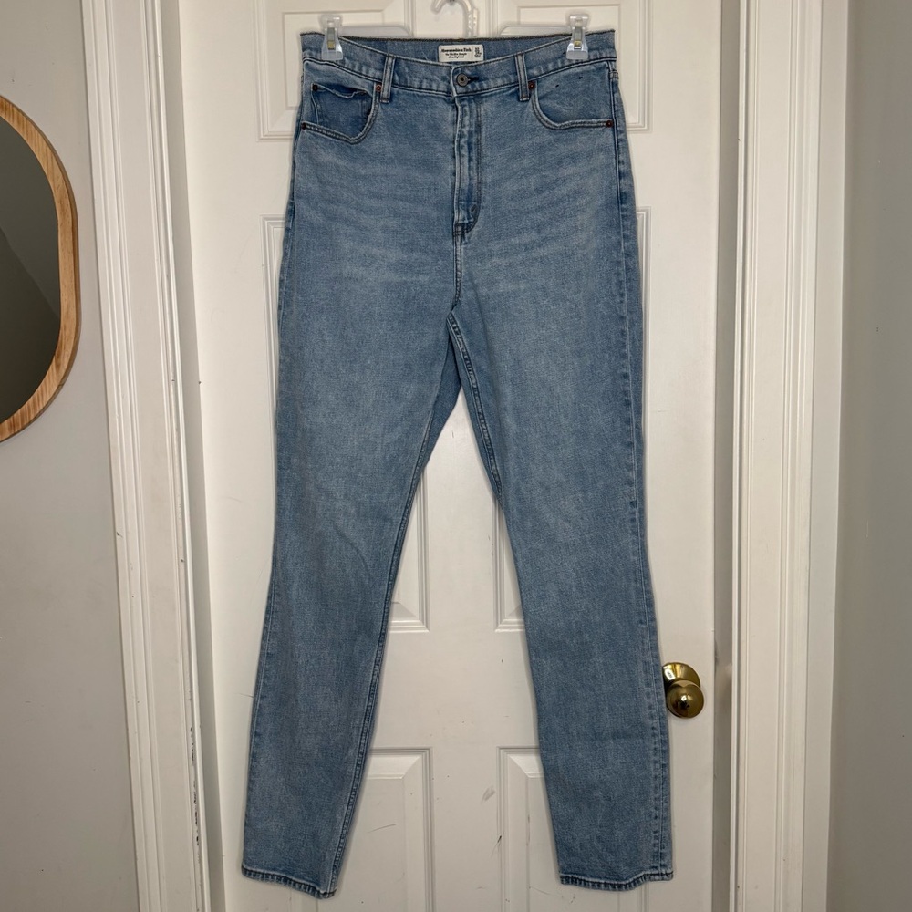 Abercrombie & Fitch Ultra High Rise 90s Straight Jean 32 Long Curve Love Blue - Picture 3 of 10